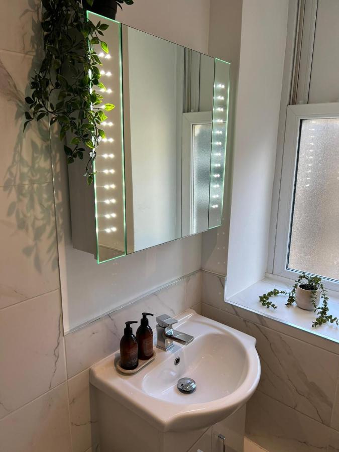 Peaceful & Stylish Brighton Studio Apartment المظهر الخارجي الصورة